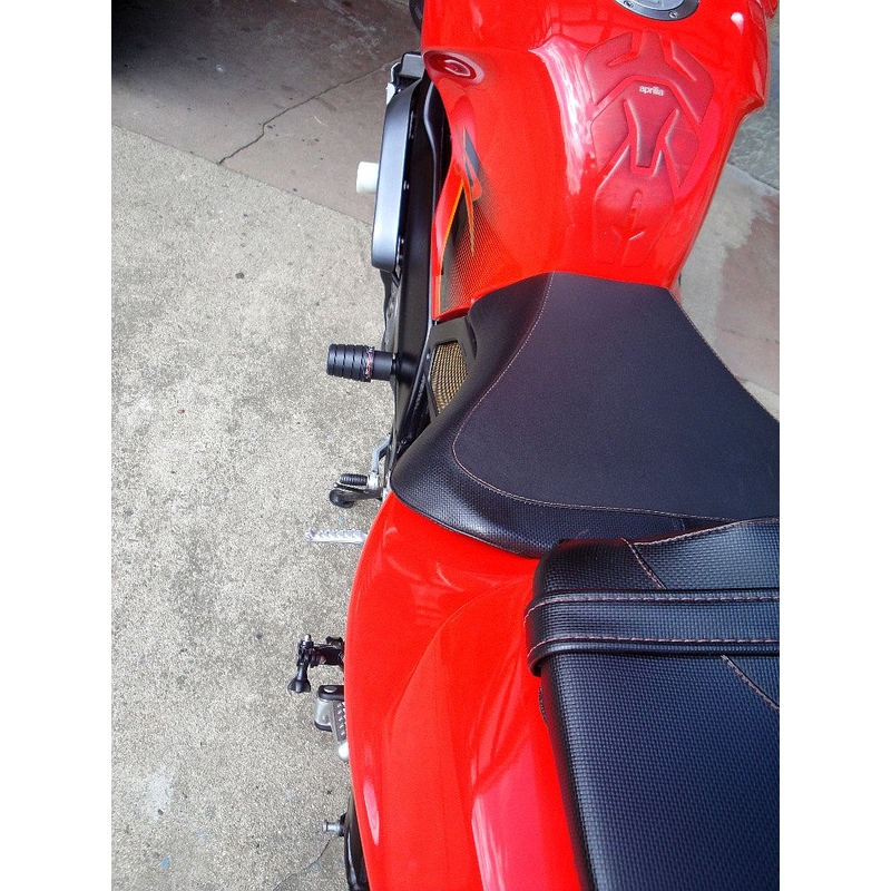 Aprilia TUONO 1000 (02-05) Βέλος προσφορά