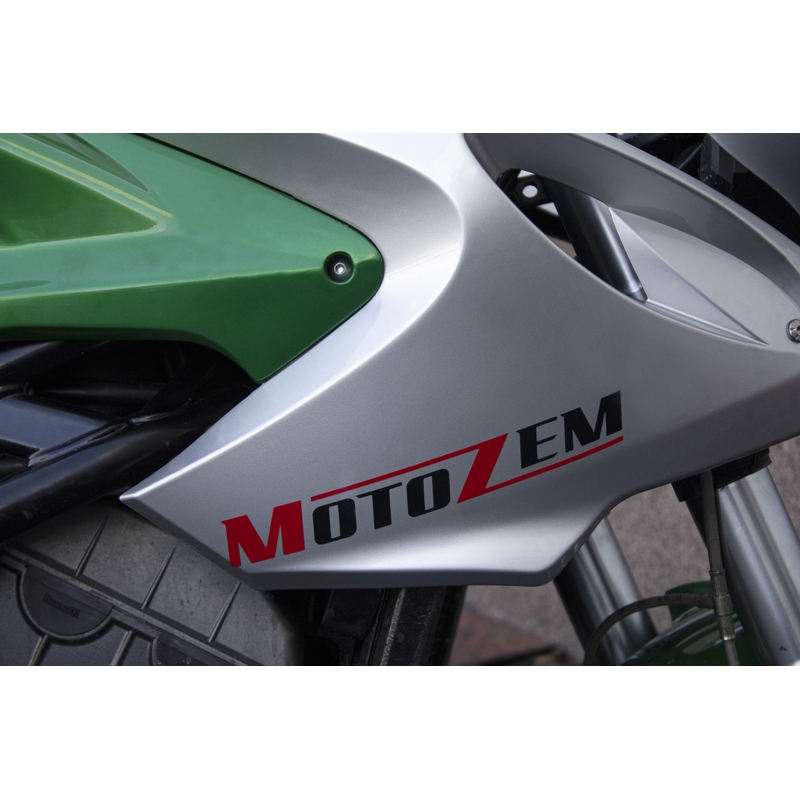 Αυτοκόλλητο λογότυπο MotoZem μαύρο