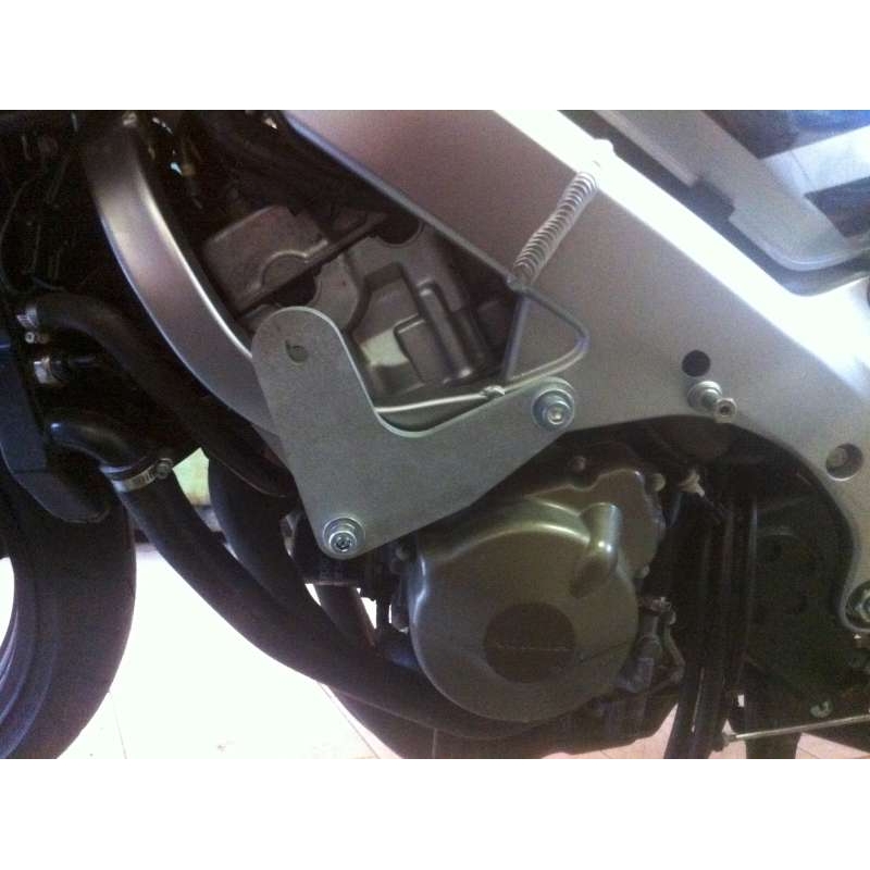 Honda CBR 600F (99-07) ΧΩΡΙΣ ΡΥΘΜΙΣΗ ΚΑΠΙΝΑΚΑ Βέλος