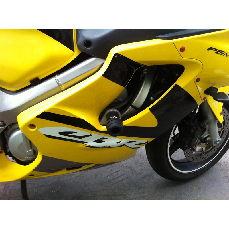Honda CBR 600F (99-07) ΧΩΡΙΣ ΡΥΘΜΙΣΗ ΚΑΠΙΝΑΚΑ Βέλος