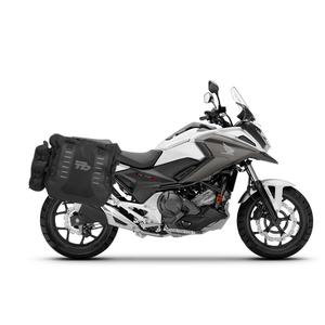 Complete set of SHAD TERRA TR40 adventure saddlebags, including mounting kit SHAD HONDA NC 750 X