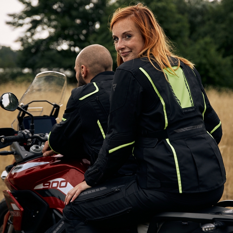 Γυναικείο moto μπουφάν Rebelhorn Hiker III μαύρο-φλούο κίτρινο προσφορά