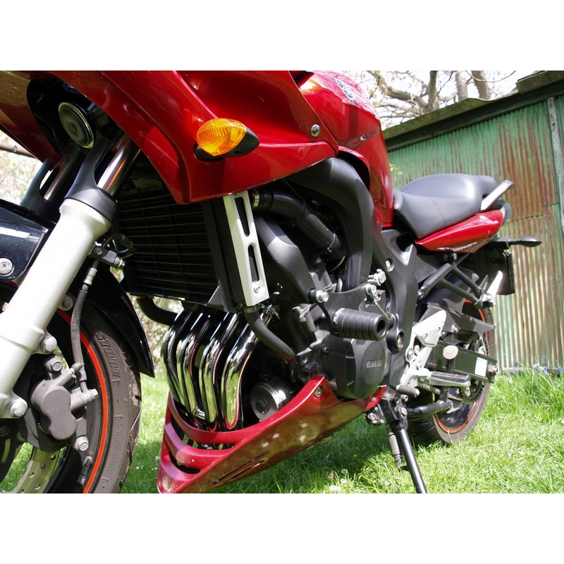 Yamaha FZ6 S2 (06-) (μαύρο πλαίσιο) Gatling