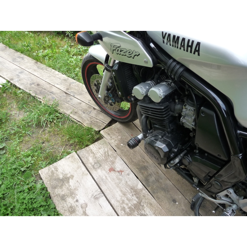 Yamaha FZS 600 (98-03) Βέλος