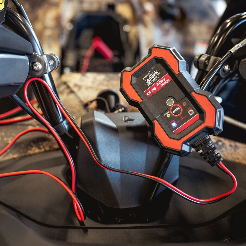 Έξυπνος φορτιστής SHARK CB-750