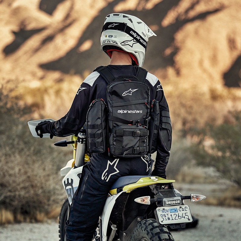 Σακίδιο πλάτης Alpinestars Techdura Tactical μαύρο-άσπρο 9 λίτρων