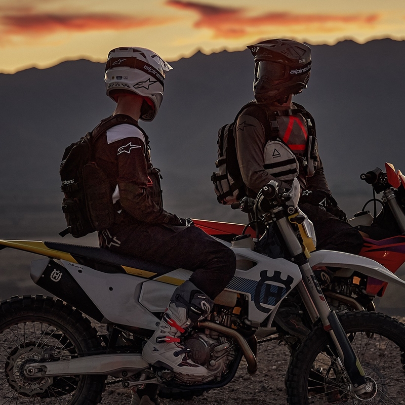 Σακίδιο πλάτης Alpinestars Techdura Tactical μαύρο-άσπρο 9 λίτρων