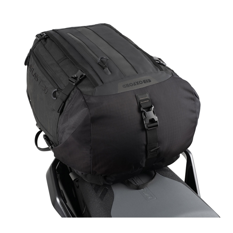 Τσάντα καθίσματος συνοδηγού Oxford Atlas T-30 Advanced Tourpack 30 λίτρων μαύρη