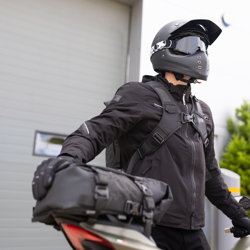 Τσάντα μοτοσικλέτας Oxford Atlas B-30 Advanced Backpack 30 l μαύρη