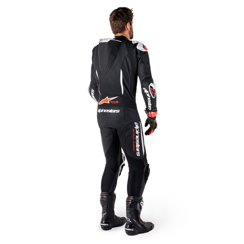 Alpinestars GP-R7 Tech-Air ready/compatible μαύρο-λευκό-φλούο κόκκινο μονοκόμματο δερμάτινο κοστούμι μοτοσικλέτας