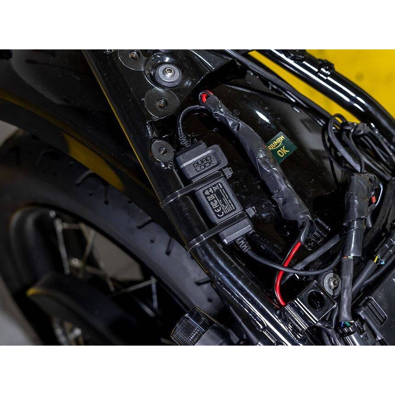 Quad Lock® Αδιάβροχος 12V σε USB Smart Adaptor