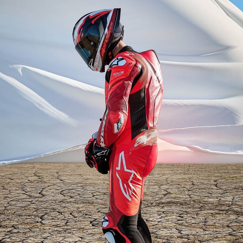 Alpinestars GP Plus V4 Sprint Ολόσωμη δερμάτινη στολή μοτοσικλέτας, συμβατή με τεχνολογία αέρα, Fluo Κόκκινο-Κόκκινο-Λευκό-Μαύρο