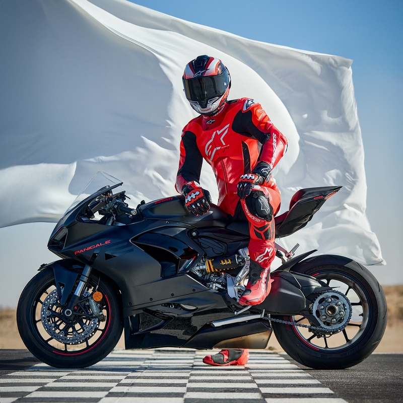 Alpinestars GP Plus V4 Sprint Ολόσωμη δερμάτινη στολή μοτοσικλέτας, συμβατή με τεχνολογία αέρα, Fluo Κόκκινο-Κόκκινο-Λευκό-Μαύρο