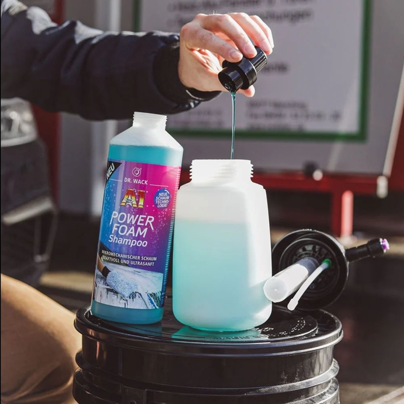 Σαμπουάν με παχύ αφρό και ουδέτερο pH Dr. Wack Power Foam Shampoo 1l