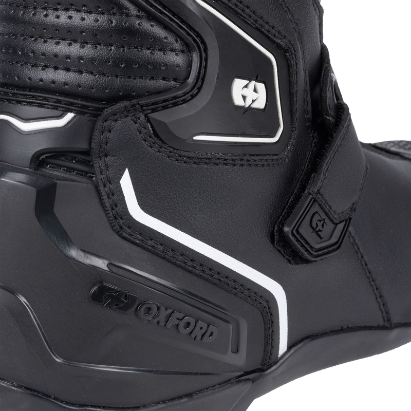 Μπότες μοτοσικλέτας Oxford Omega Air Short μαύρες