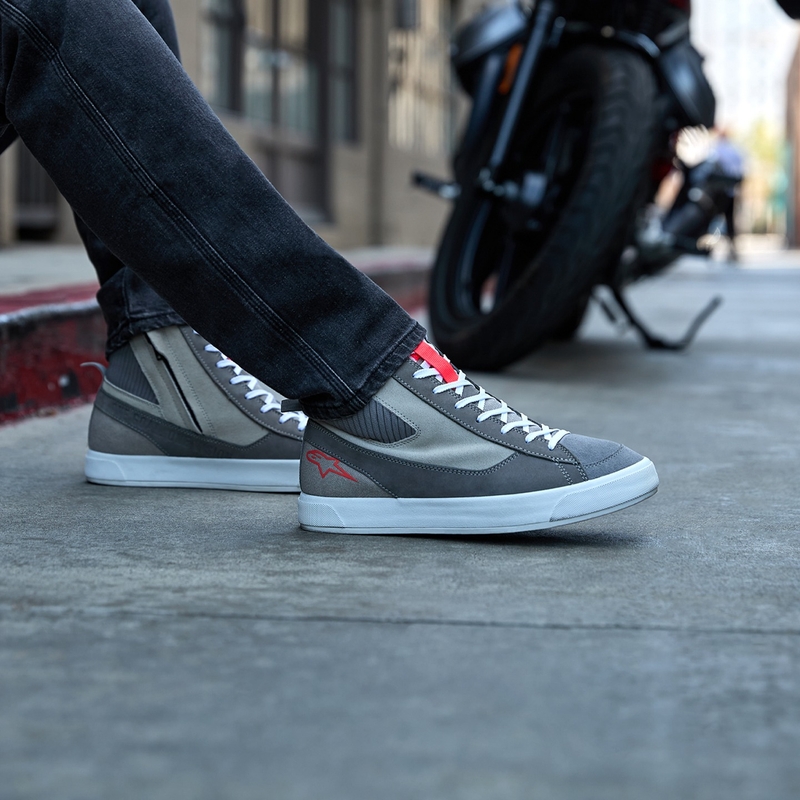 Μπότες μοτοσικλέτας Alpinestars Stated ανοιχτό γκρι-φλουορ κόκκινο-λευκό