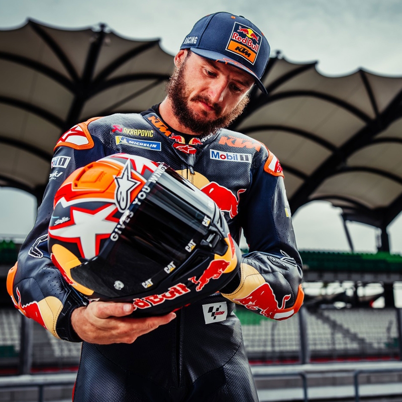 Κράνος μοτοσικλέτας Alpinestars Supertech R-10 Element από φθοριούχο άνθρακα, κόκκινο-λευκό