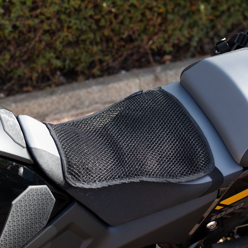 Μαξιλάρι αερισμού καθίσματος Oxford Cool Seat Adventure And Touring μαύρο