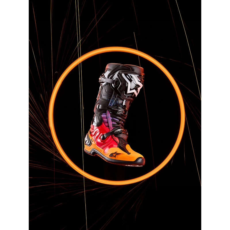 Μπότες μοτοσικλέτας Alpinestars Tech 10 Limited Edition Black Hole σε μαύρο χρώμα