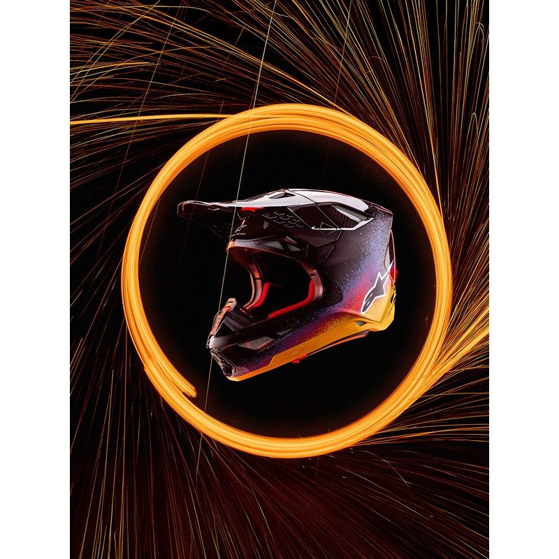 Κράνος motocross περιορισμένης έκδοσης Alpinestars Supertech S-M10 Black Hole μαύρου χρώματος