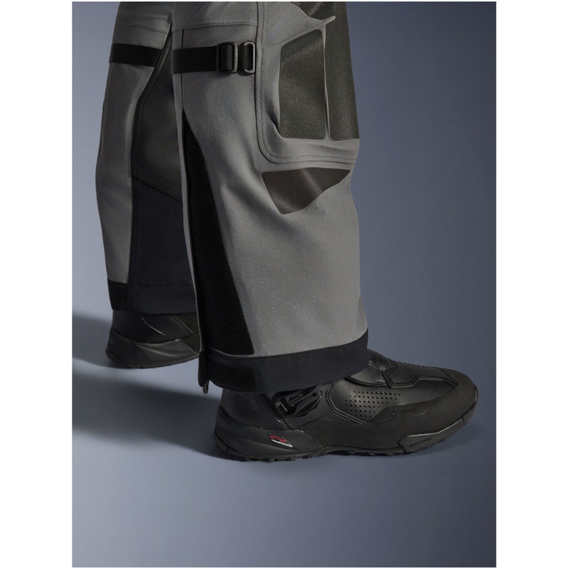 Σορτς μοτοσικλέτας Alpinestars Nazca 3L Gore-Tex PRO σκούρο γκρι-μαύρο
