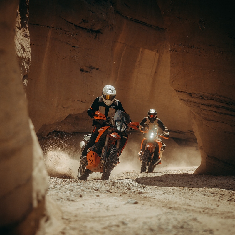 Μπουφάν μοτοσικλέτας Alpinestars Andes V4 Drystar, κρεμ-ανοιχτό καφέ-μαύρο-φλουορο-πορτοκαλί