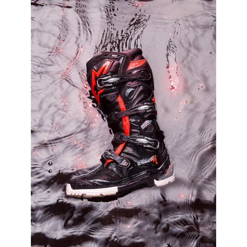 Μπότες μοτοσικλέτας Alpinestars TECH 7 Enduro Drystar μαύρο-φλουορ κόκκινο-λευκό