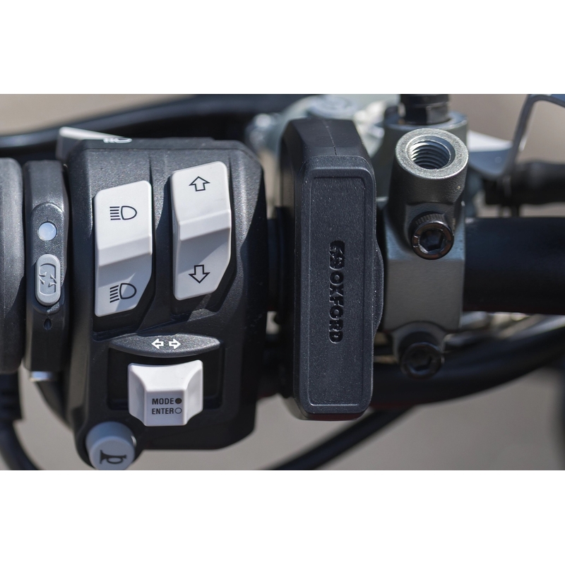 Λεπτή υποδοχή Oxford USB-C και USB-A, μαύρη