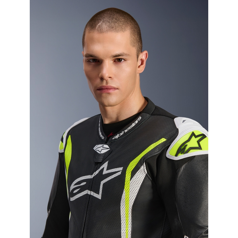Ολόσωμη δερμάτινη φόρμα μοτοσικλέτας Alpinestars GP TECH V5 σε μαύρο-λευκό-φλουορ κίτρινο