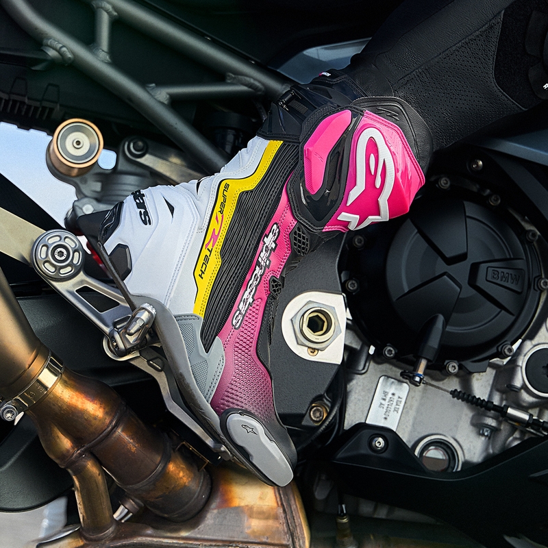 Μπότες μοτοσικλέτας Alpinestars Supertech R μαύρο-λευκό-ροζ-κίτρινο