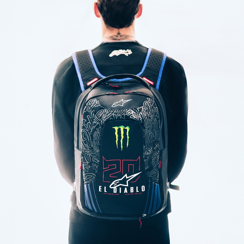 Σακίδιο πλάτης Alpinestars City Hunter V2 FQ20 Monster Collection Μαύρο-Φθορίζον Κόκκινο-Μπλε-Πράσινο 22 L