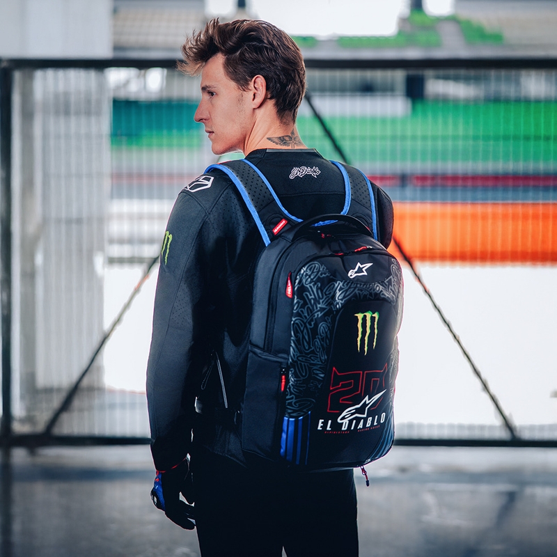 Σακίδιο πλάτης Alpinestars City Hunter V2 FQ20 Monster Collection Μαύρο-Φθορίζον Κόκκινο-Μπλε-Πράσινο 22 L
