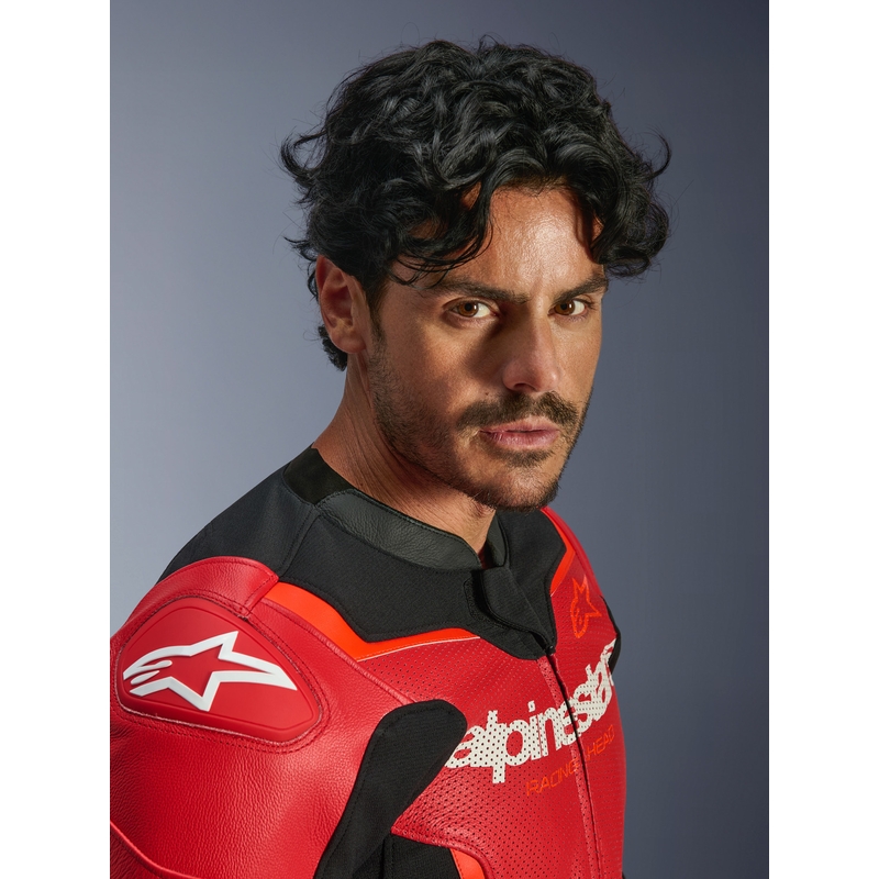 Δερμάτινο μπουφάν μοτοσικλέτας Alpinestars GP Force V2 Airflow σε fluorescent κόκκινο-μαύρο-λευκό
