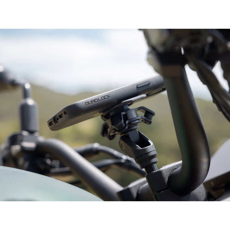 Βάση τηλεφώνου Quad Lock® PRO στο τιμόνι, μαύρη