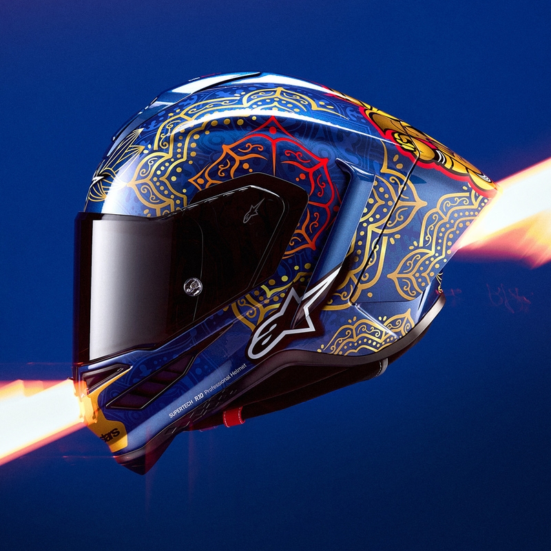 Κράνος μοτοσικλέτας full-face Alpinestars Supertech R10 Marthainator περιορισμένης έκδοσης JORGE MARTIN μπλε μαργαριταρένιο χρυσό κόκκινο